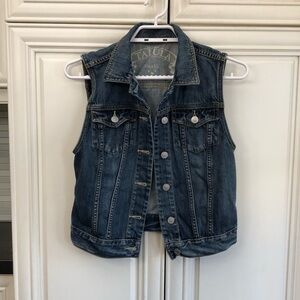 Aritzia Talula women’s denim vest